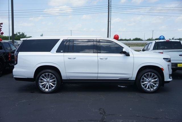 Used 2024 Cadillac Escalade ESV Premium Luxury w/ Performance Package AWD/4WD image 5
