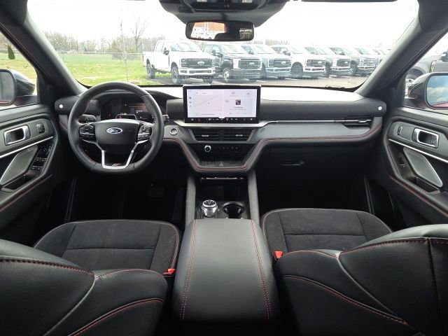 Certified 2025 Ford Explorer ST AWD/4WD image 21