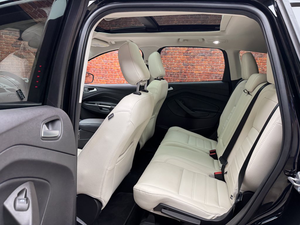 Certified 2018 Ford Escape SEL w/ SEL Sport Appearance Package AWD/4WD image 24