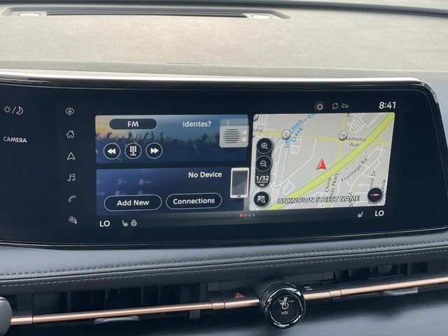 Used 2024 Nissan Ariya AWD image 11