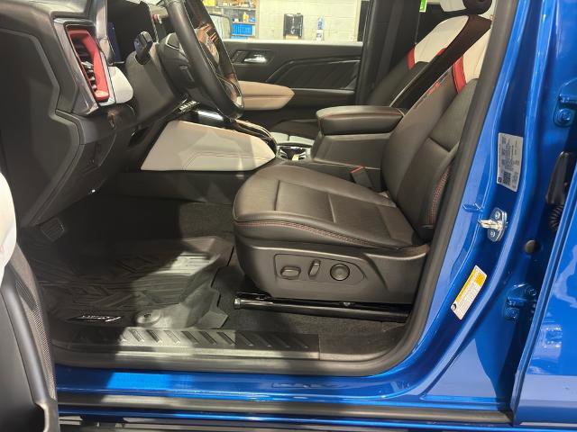 Used 2023 GMC Canyon AT4X image 11