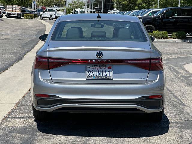 Used 2025 Volkswagen Jetta SE w/ Sunroof Package FWD image 6