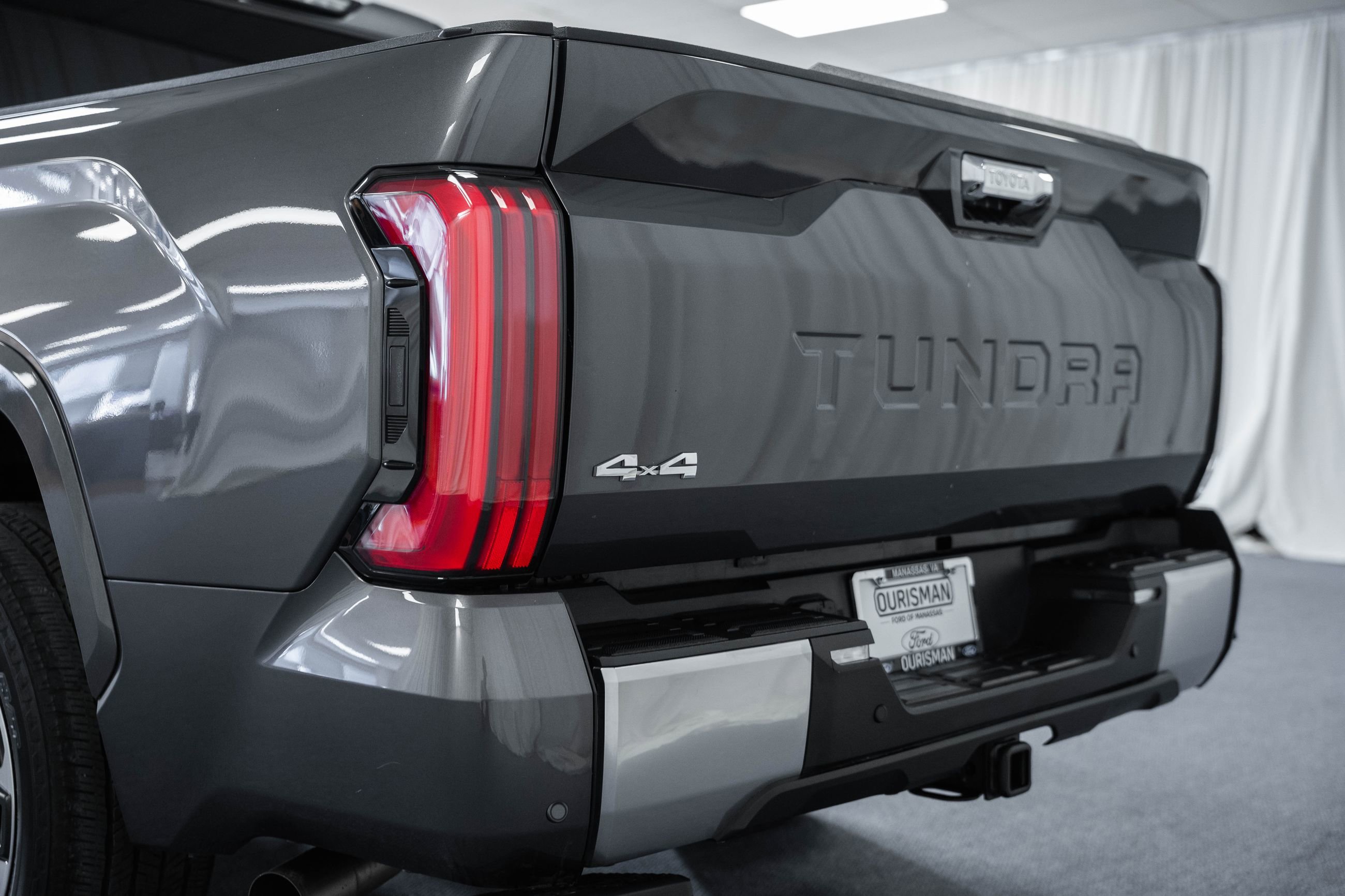 Used 2024 Toyota Tundra Limited image 6