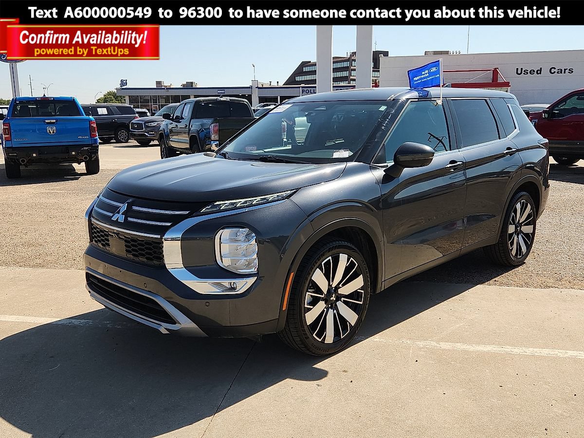 Used 2025 Mitsubishi Outlander SE