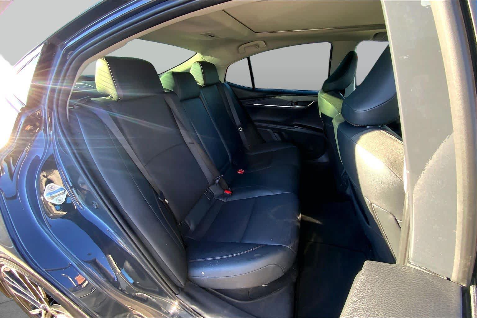 Used 2025 Toyota Camry XLE w/ Premium Package FWD image 20