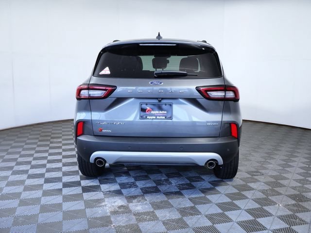 Certified 2025 Ford Escape Platinum AWD/4WD image 5