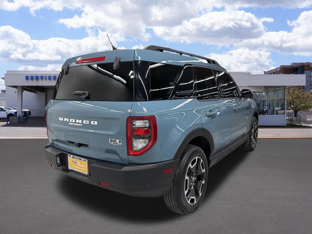 Certified 2023 Ford Bronco Sport Outer Banks w/ Tech Package AWD/4WD image 3