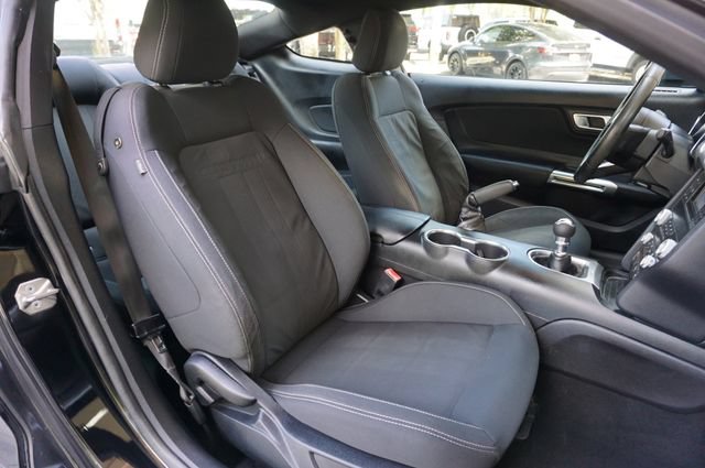 Certified 2019 Ford Mustang GT RWD image 2