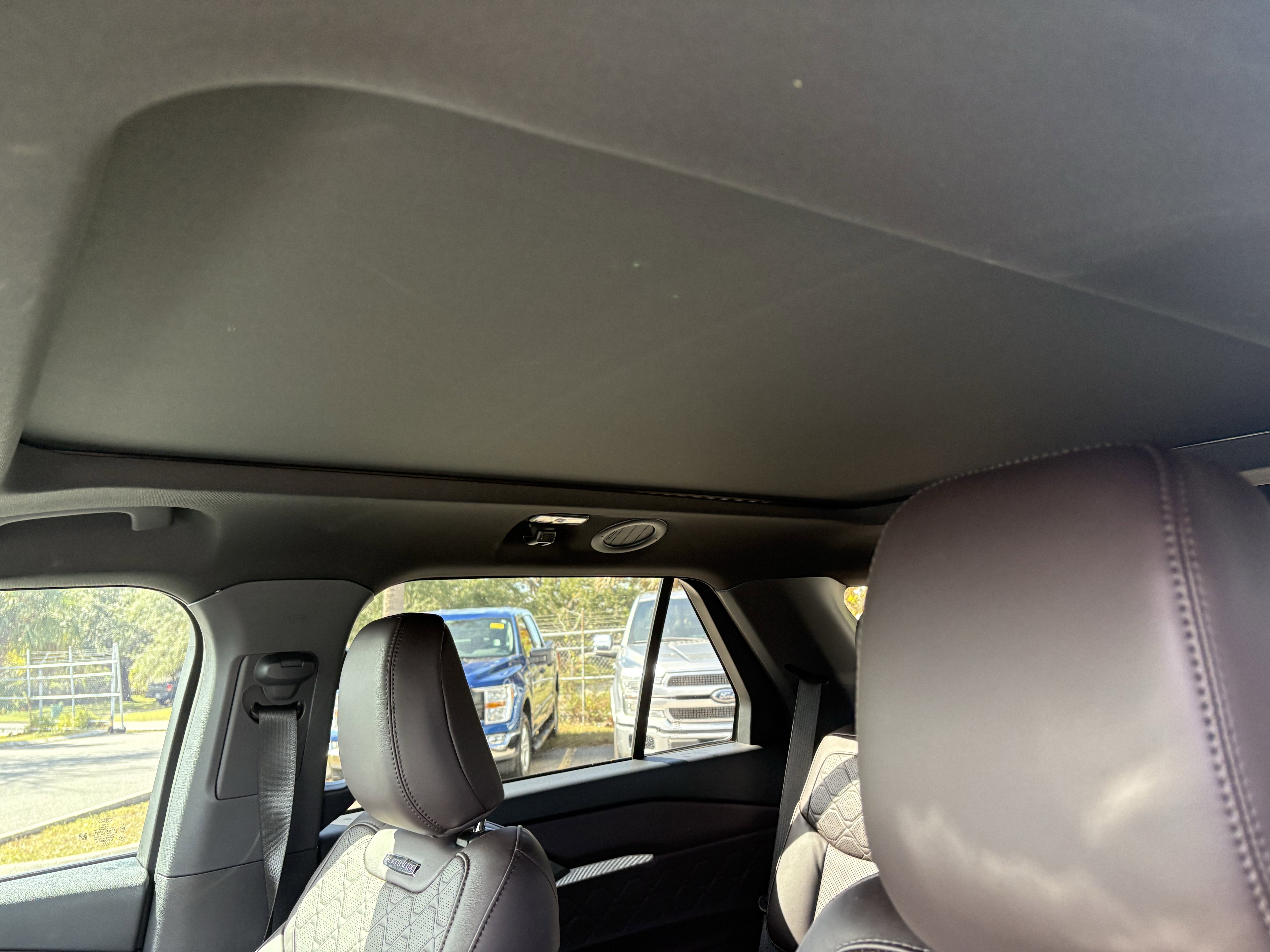 Certified 2025 Ford Explorer Platinum w/ Ultimate Package image 27