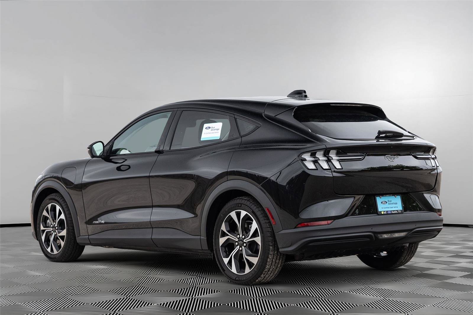 Certified 2025 Ford Mustang Mach-E Select AWD/4WD image 8
