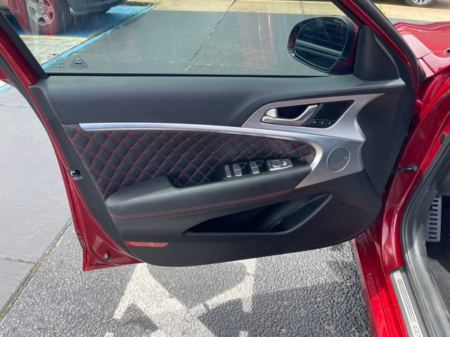 Used 2023 Genesis G70 3.3T w/ Sport Prestige Package RWD image 13