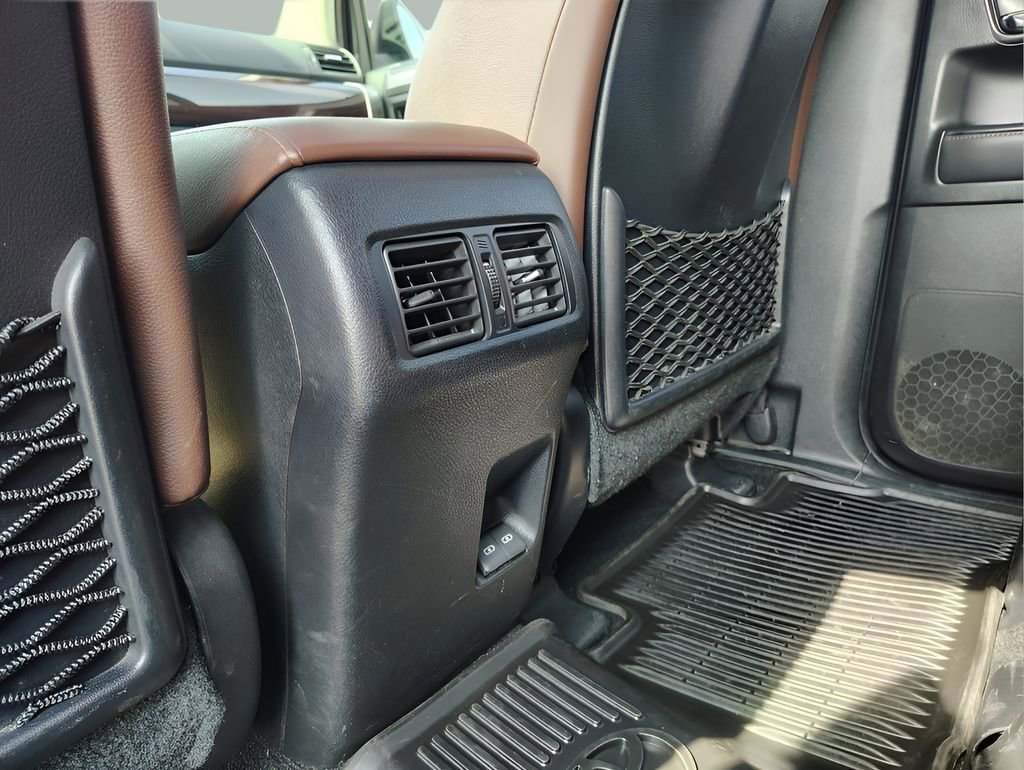 Used 2023 Toyota 4Runner Limited image 27