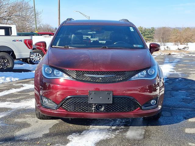 Used 2020 Chrysler Pacifica Limited image 2