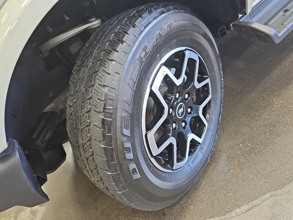 Certified 2025 Ford Bronco Outer Banks image 32