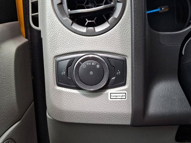 Certified 2021 Ford E-350 and Econoline 350 Super Duty RWD image 22