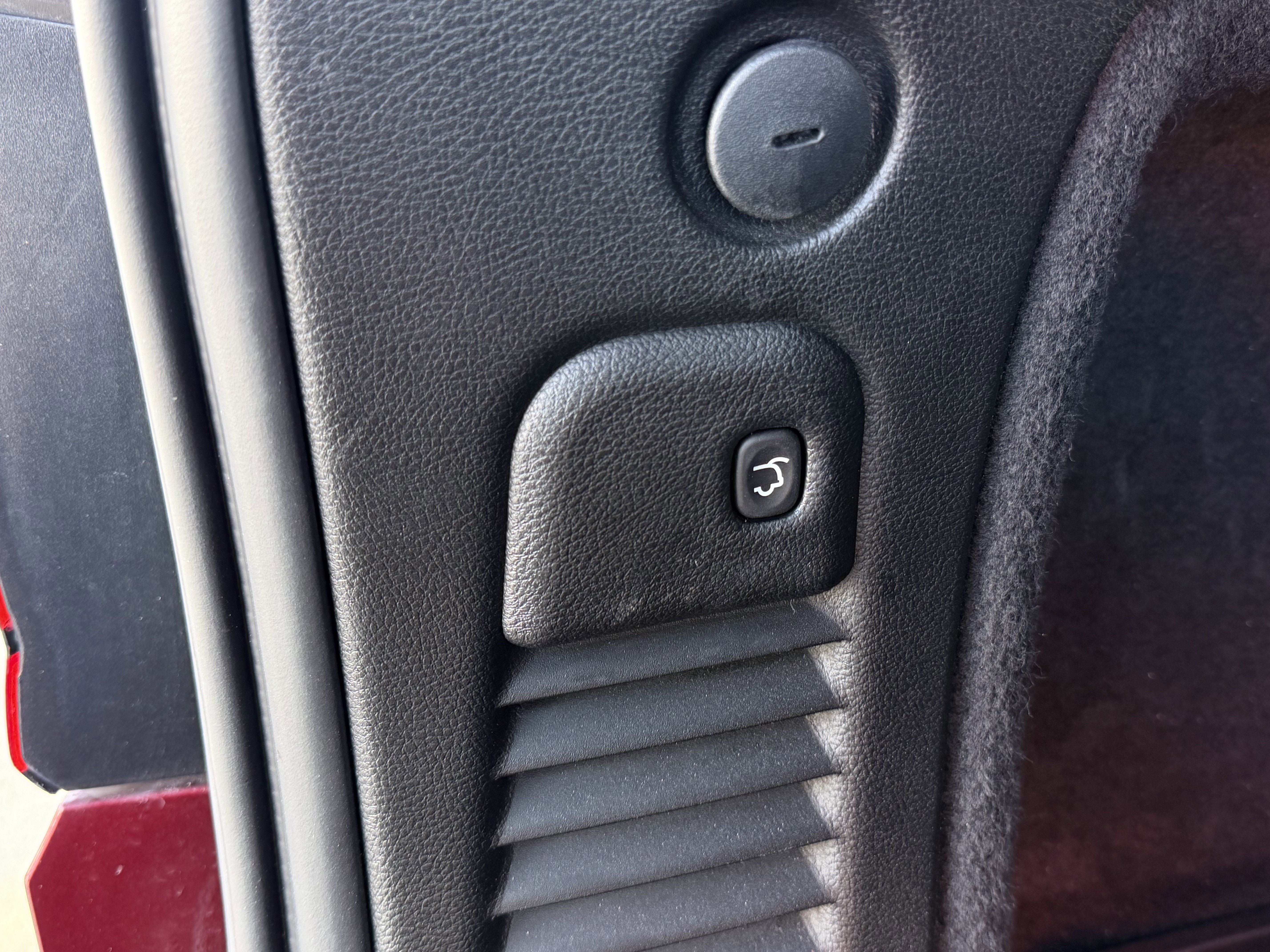 Used 2025 Dodge Durango GT RWD image 10