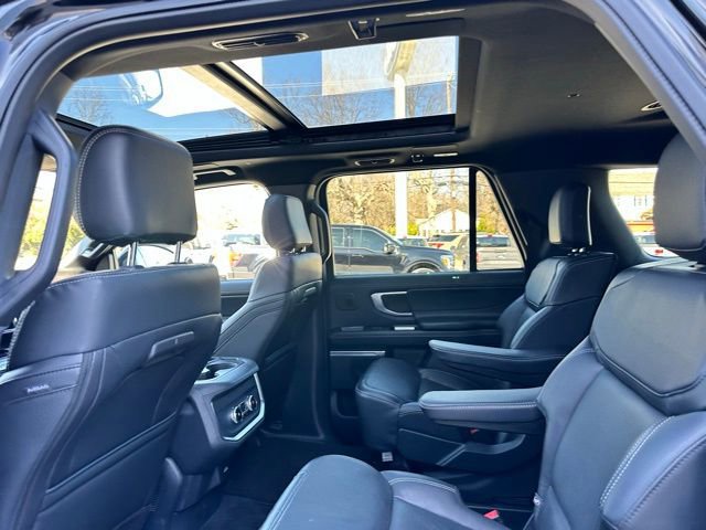 Certified 2025 Ford Expedition Max Platinum w/ Stealth Performance Package AWD/4WD image 55