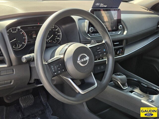 Used 2023 Nissan Rogue SV FWD image 19