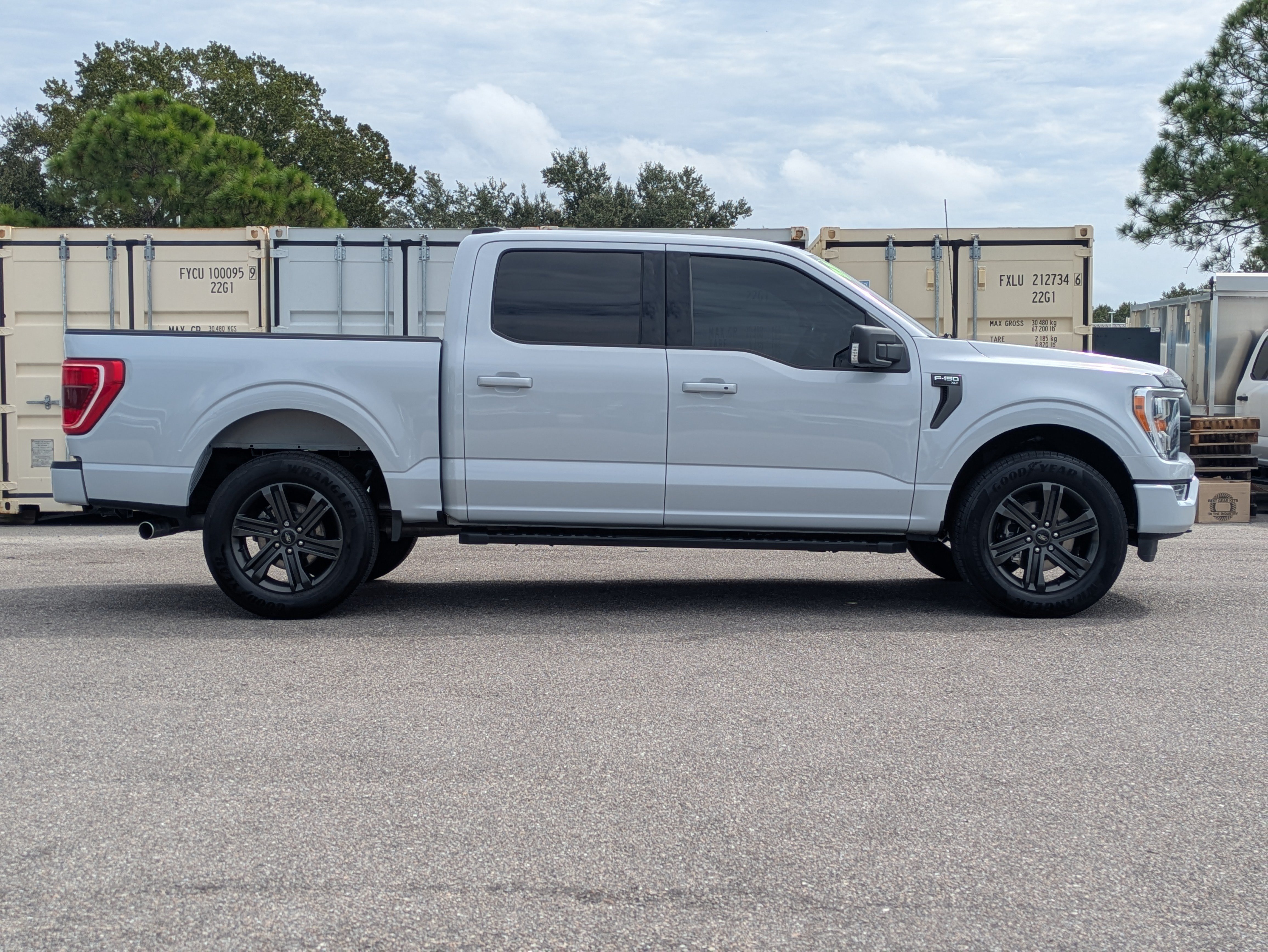 Certified 2022 Ford F150 XLT w/ Equipment Group 302A High AWD/4WD image 4