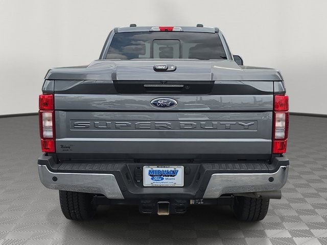 Certified 2022 Ford F350 Lariat w/ Lariat Ultimate Package AWD/4WD image 3