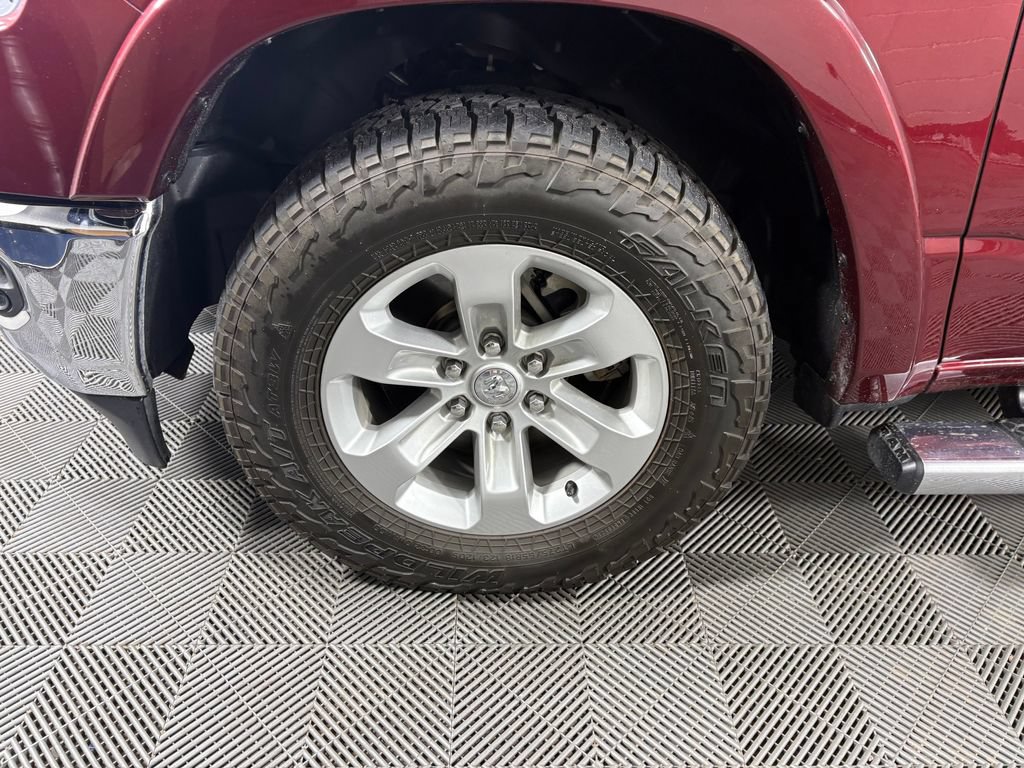Used 2022 RAM 1500 Laramie AWD/4WD image 11