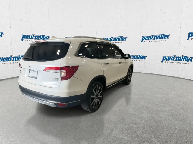 Used 2019 Honda Pilot Touring image 11
