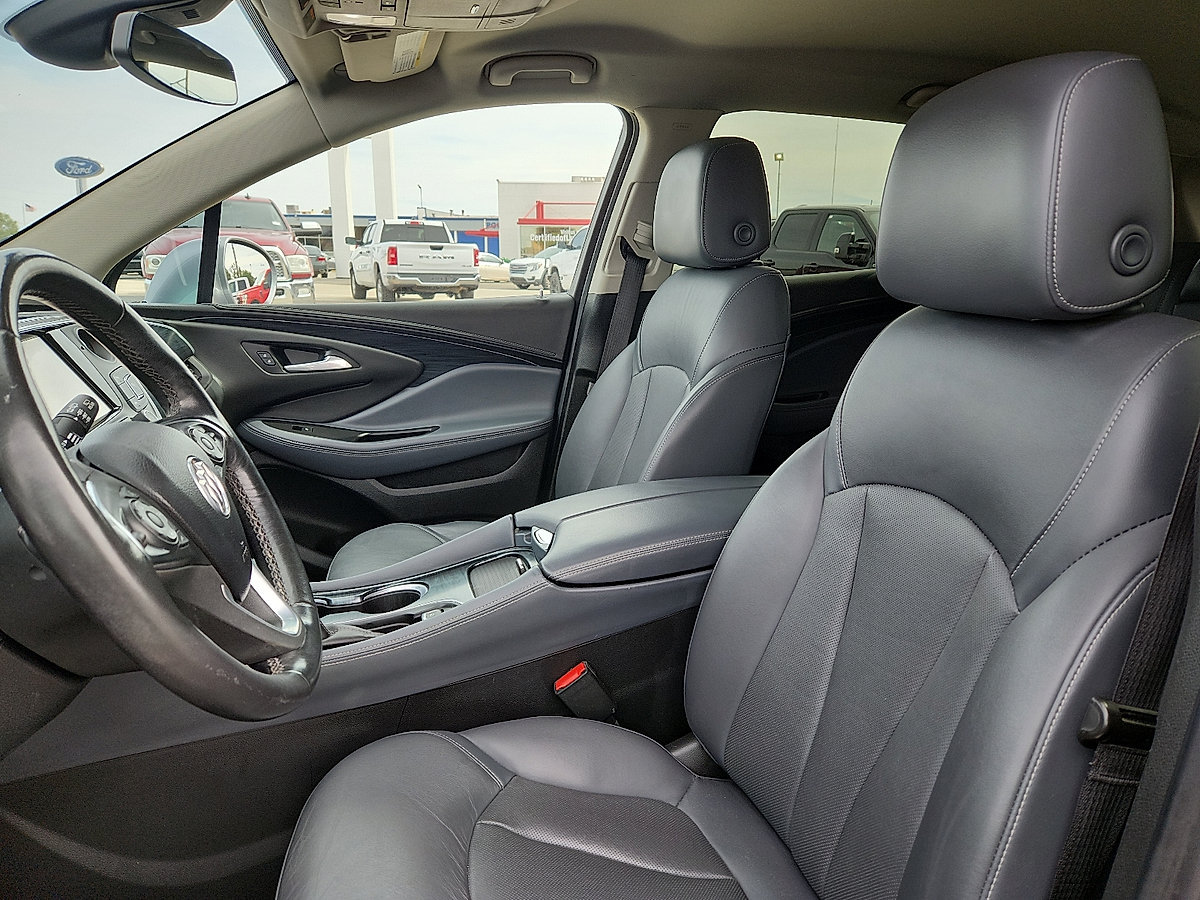 Used 2019 Buick Envision Premium w/ LPO, Active Package AWD/4WD image 16