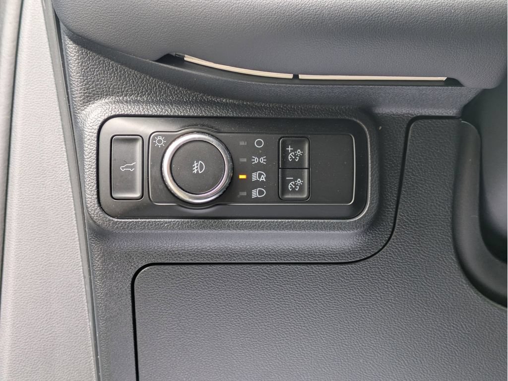 Certified 2025 Ford Explorer ST AWD/4WD image 13