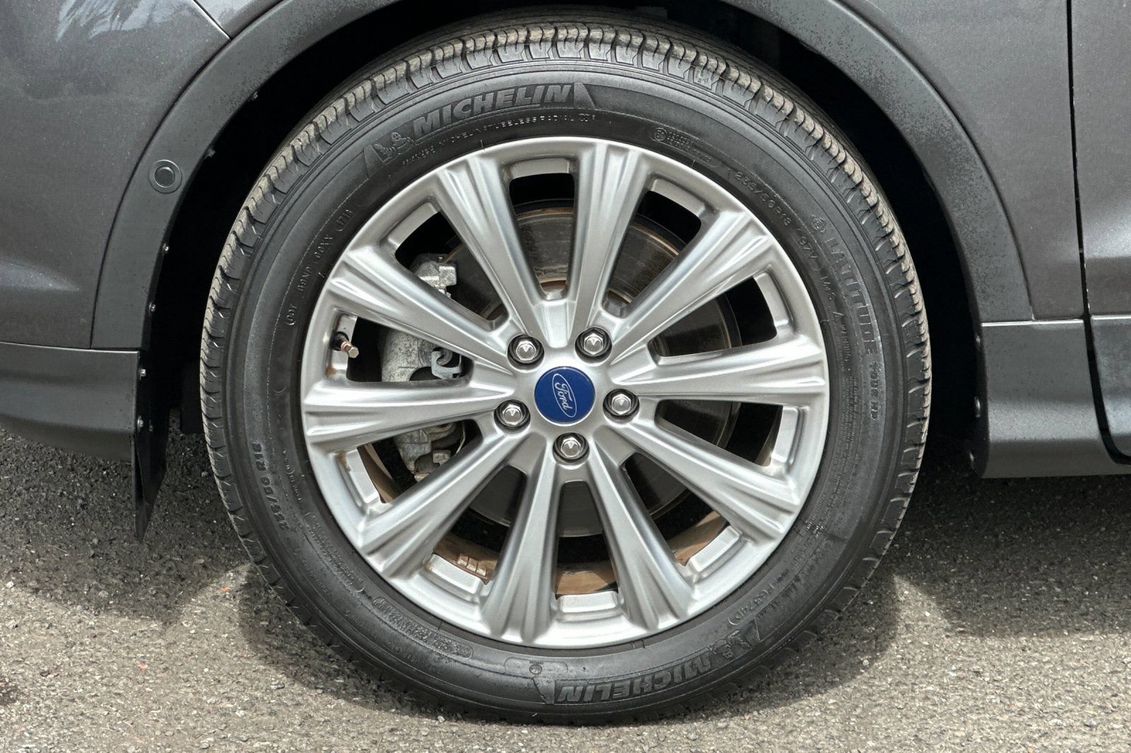 Certified 2018 Ford Escape Titanium FWD image 44