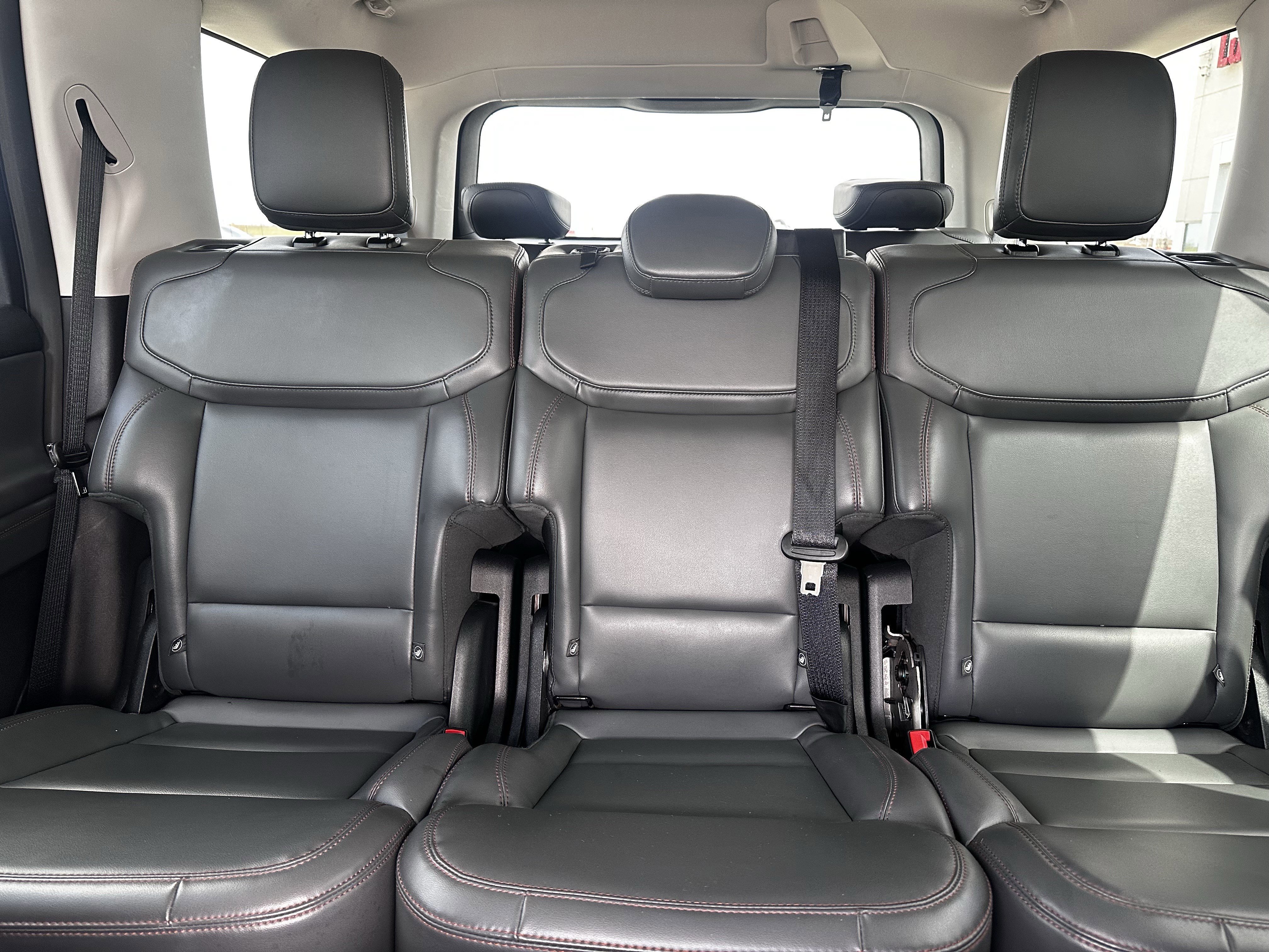 Certified 2025 Ford Expedition Active AWD/4WD image 13