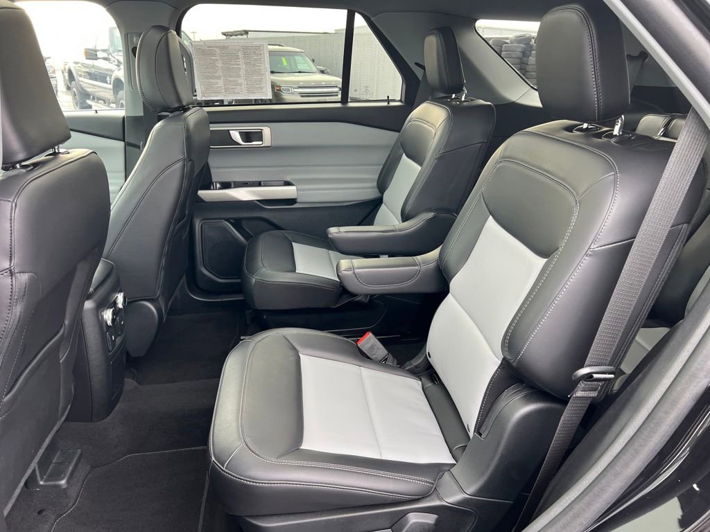 Certified 2023 Ford Explorer XLT w/ Equipment Group 202A image 23