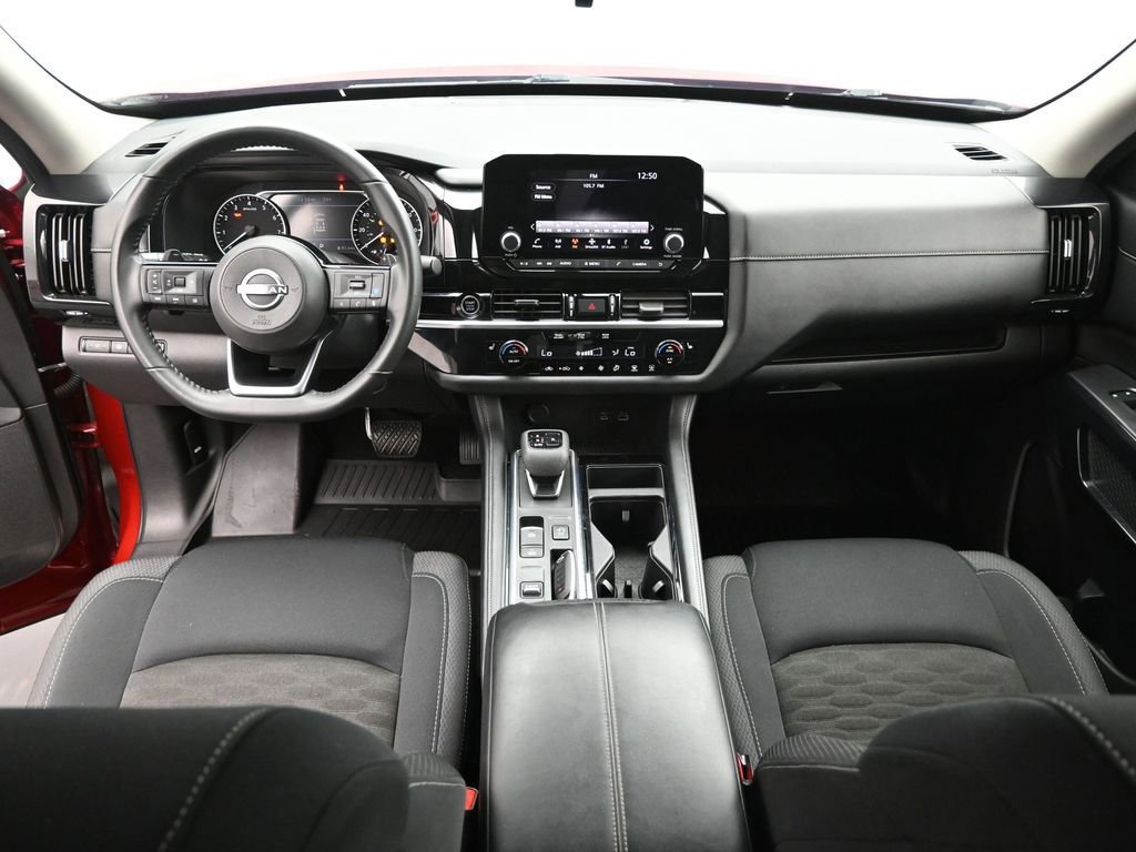 Used 2023 Nissan Pathfinder SV w/ SV Premium Package image 49