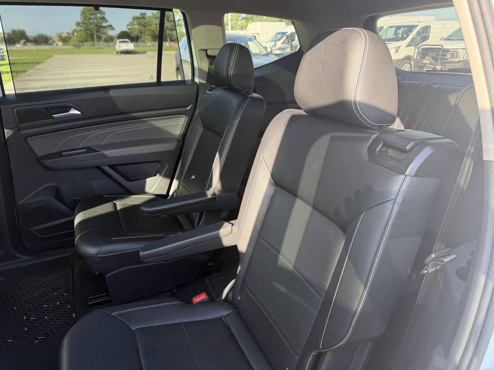 Used 2022 Volkswagen Atlas SE w/ Panoramic Sunroof Package FWD image 10