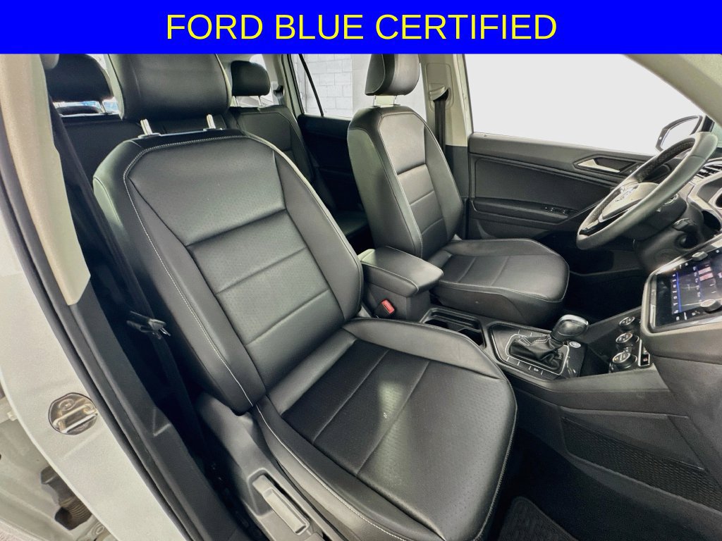 Used 2021 Volkswagen Tiguan SE FWD image 32