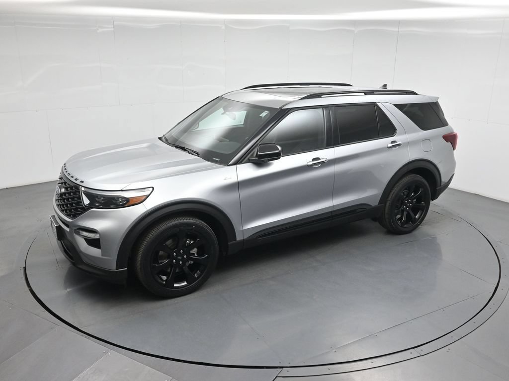 Certified 2023 Ford Explorer ST-Line w/ Class IV Trailer Tow Package RWD image 41