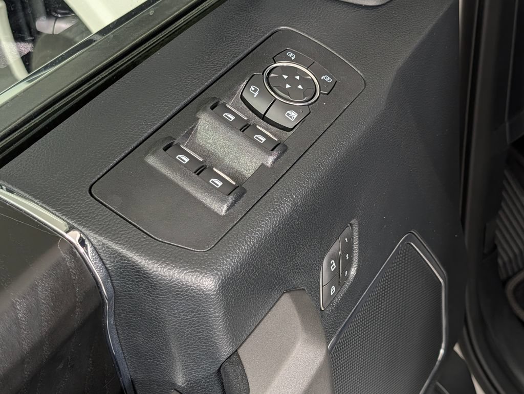 Certified 2019 Ford F150 Platinum w/ Equipment Group 701A Luxury AWD/4WD image 28