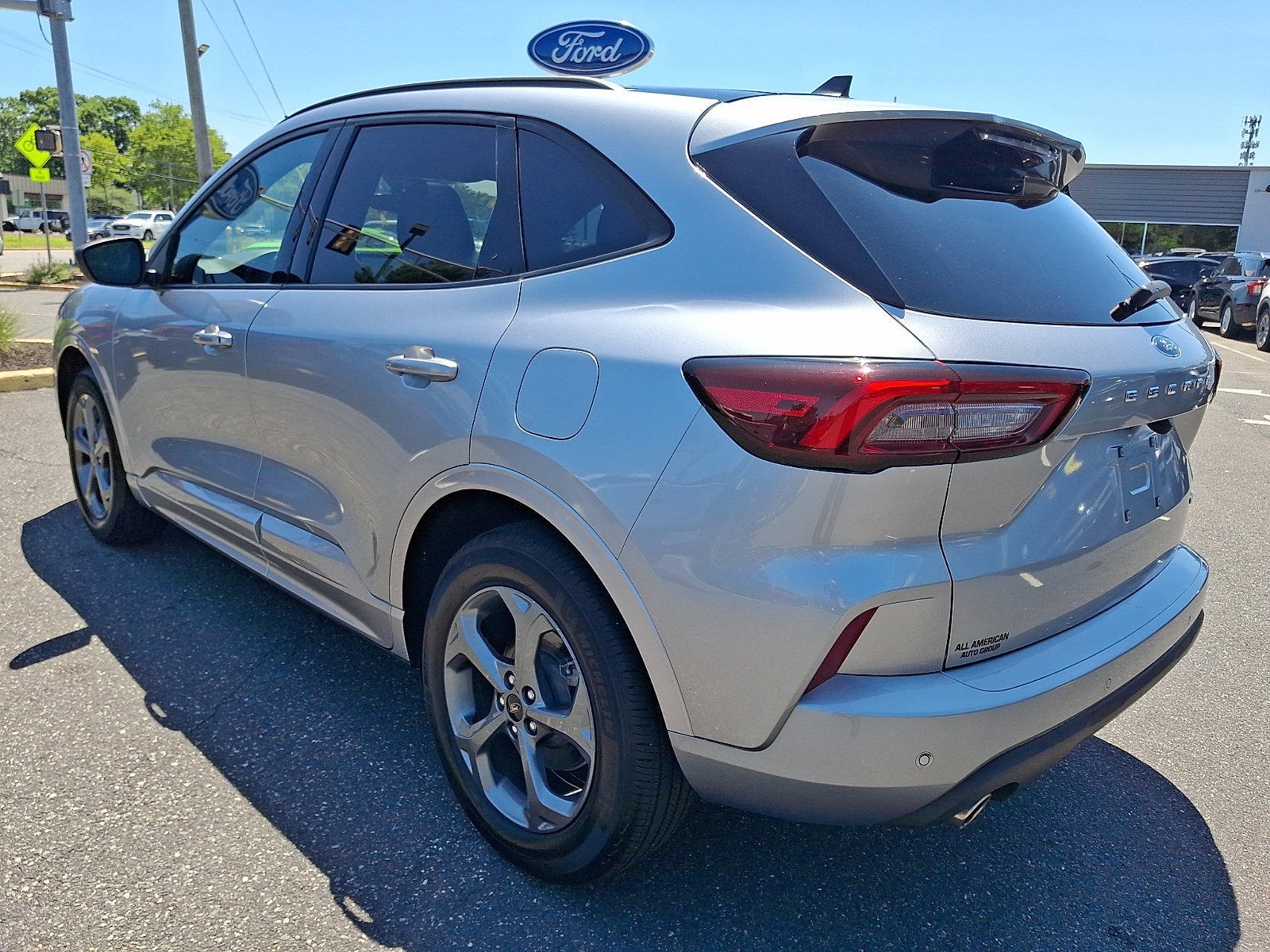 Certified 2023 Ford Escape ST-Line w/ Tech Pack #1 AWD/4WD image 7
