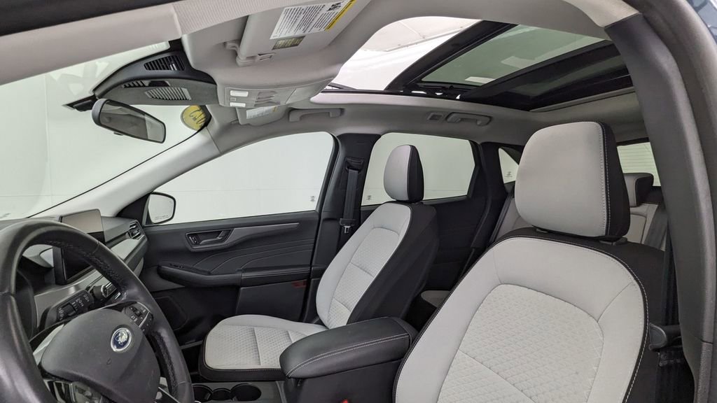 Certified 2023 Ford Escape Active image 3