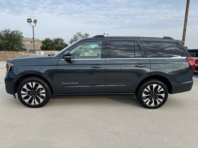 Certified 2025 Ford Expedition Platinum w/ Driver's Package AWD/4WD image 8