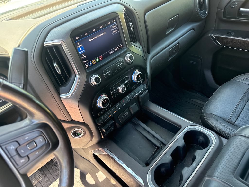 Used 2020 GMC Sierra 2500 Denali w/ Denali Ultimate Package AWD/4WD image 16
