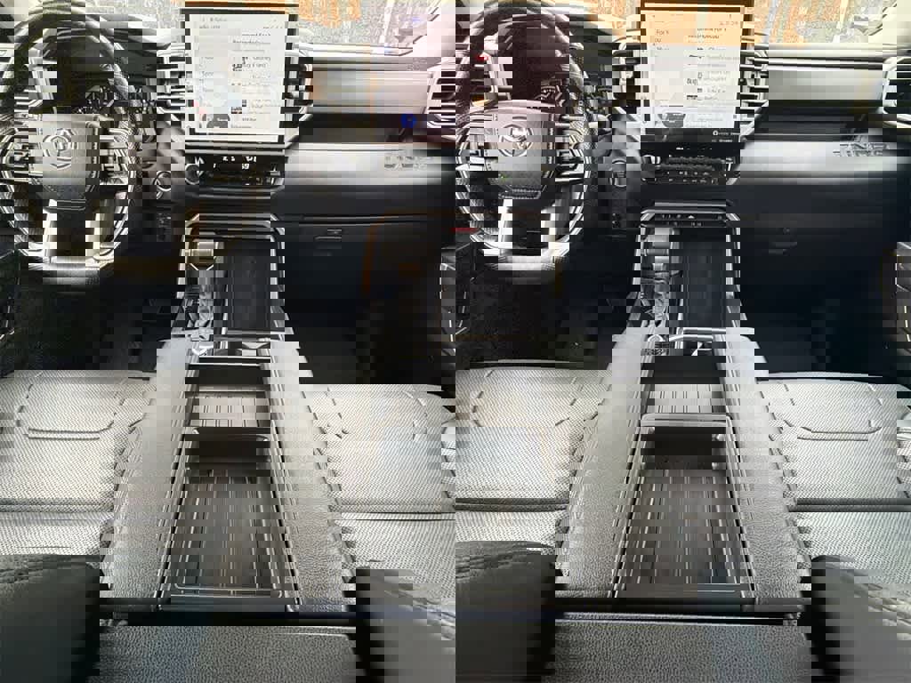 Used 2022 Toyota Tundra SR5 w/ SR5 Premium Package image 18