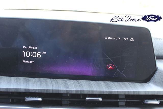 Used 2025 Kia Telluride EX w/ EX Captain's Chair Package FWD image 20