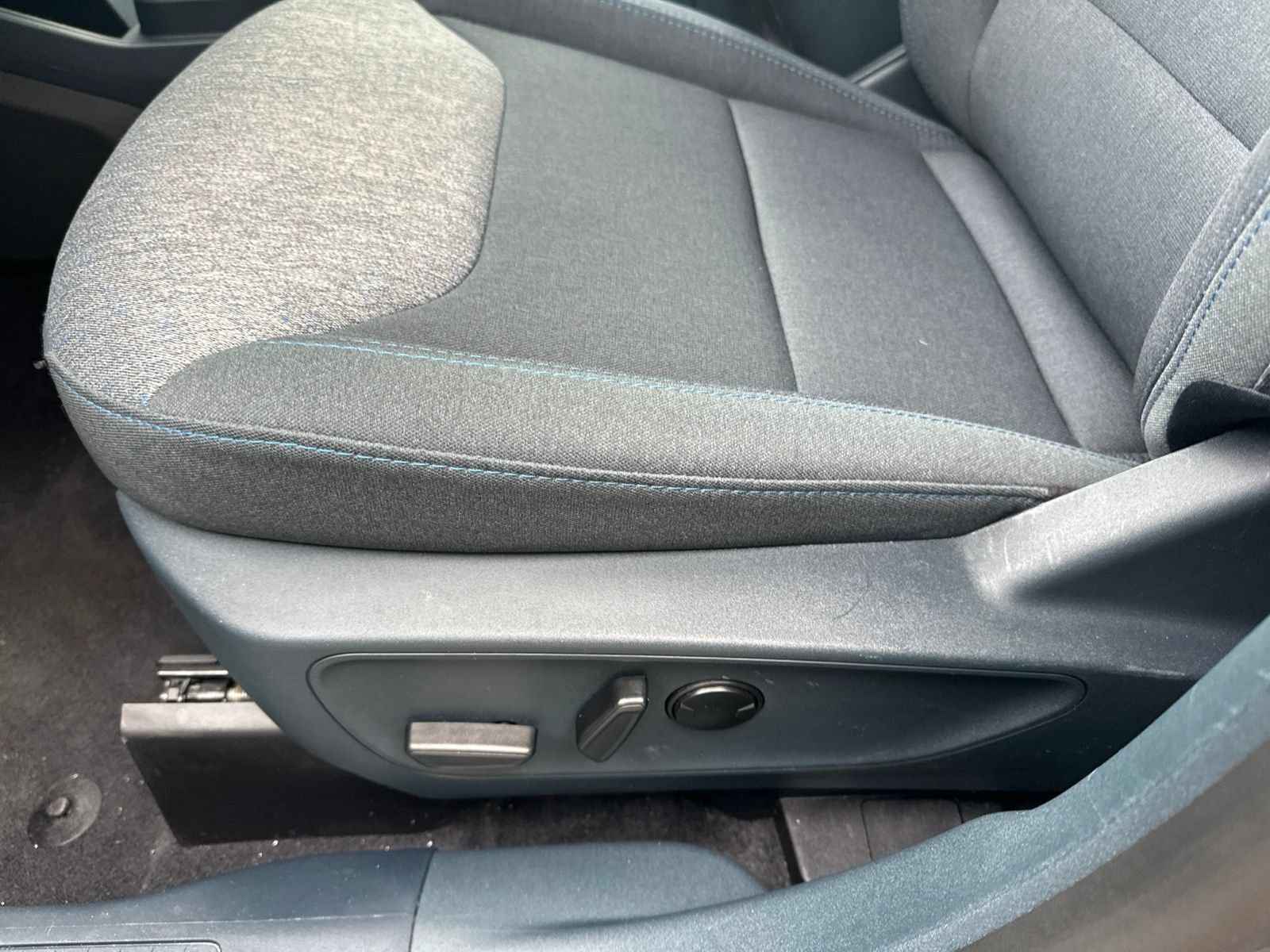 Certified 2025 Ford Maverick XLT FWD image 20