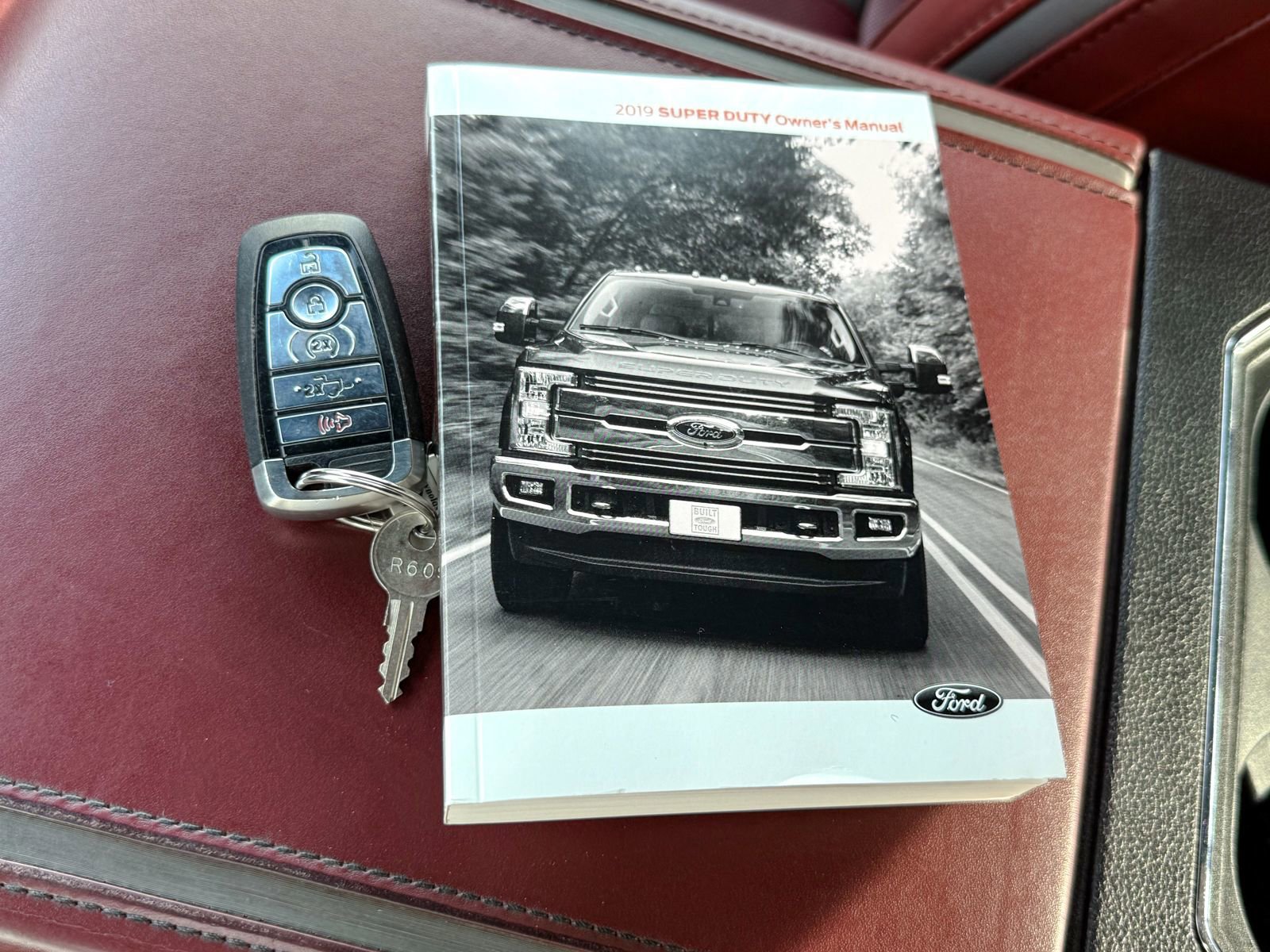 Certified 2019 Ford F250 Platinum w/ Platinum Ultimate Package image 39