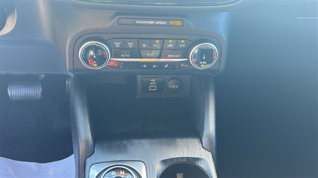 Certified 2025 Ford Escape ST-Line Select AWD/4WD image 21