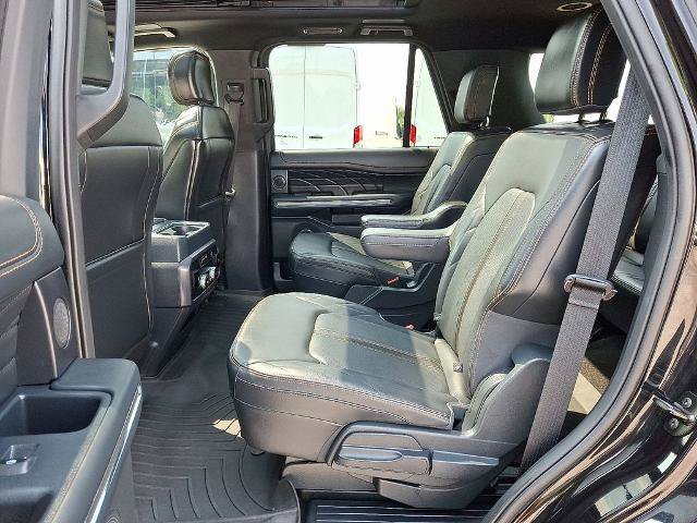 Certified 2023 Ford Expedition Platinum AWD/4WD image 11