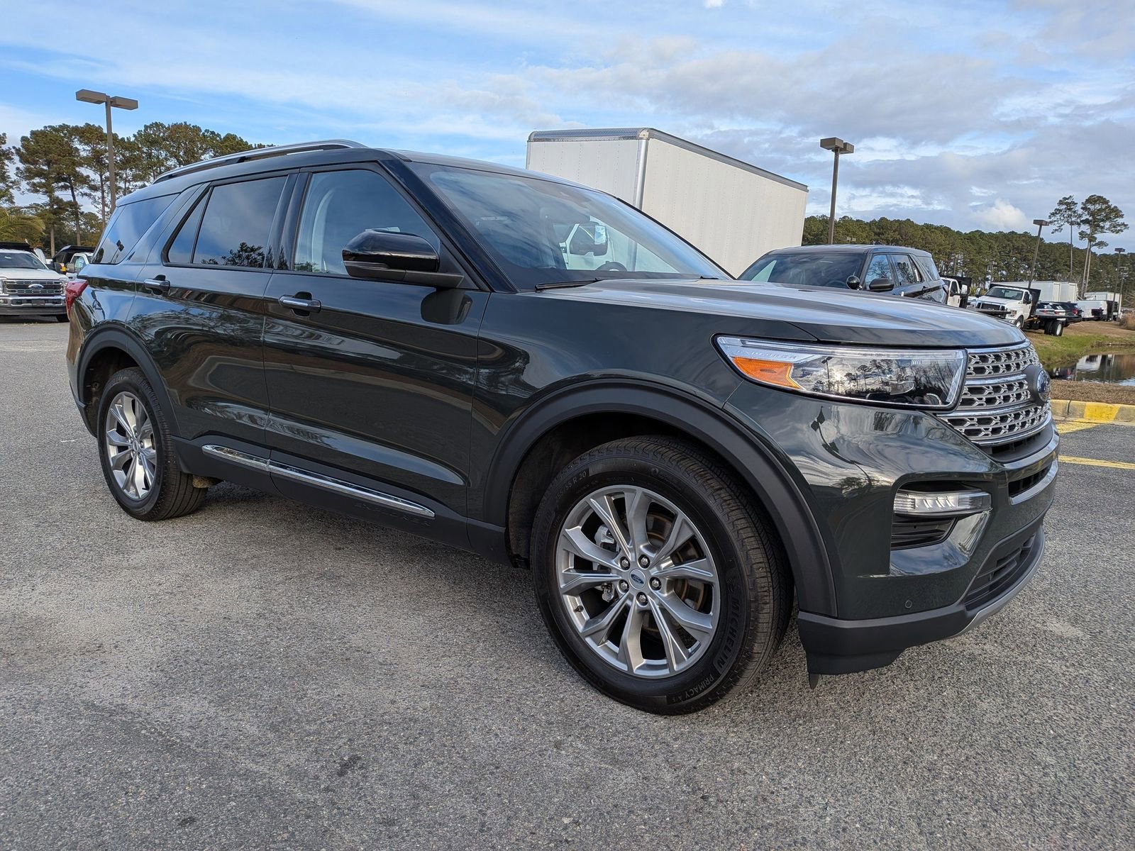 Certified 2023 Ford Explorer Limited w/ Equipment Group 301A image 8