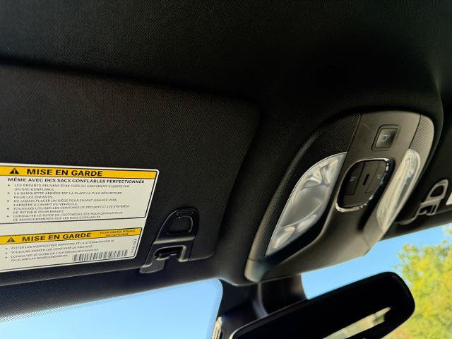 Used 2025 Jeep Compass Latitude w/ Convenience Group AWD/4WD image 27