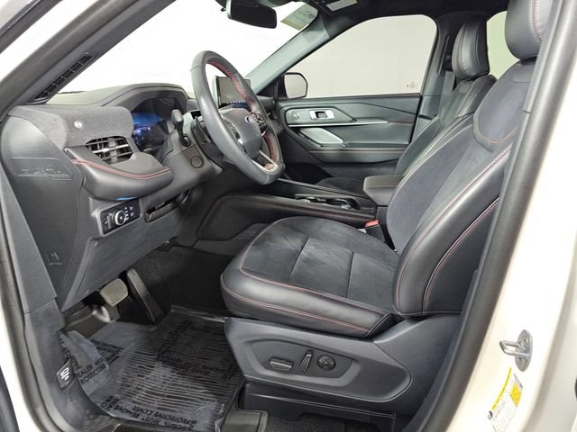 Certified 2025 Ford Explorer ST AWD/4WD image 24