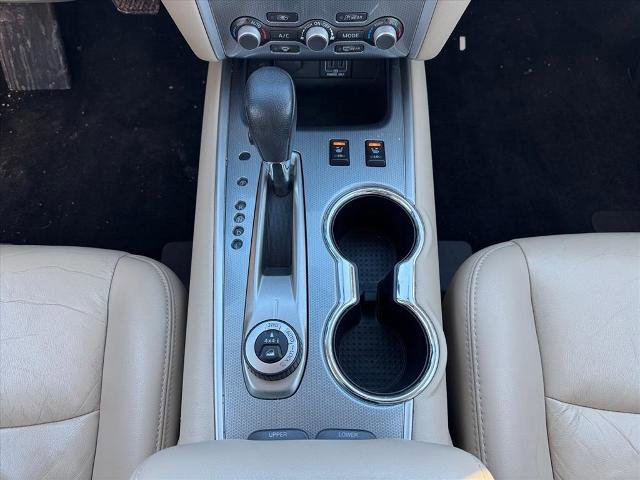 Used 2018 Nissan Pathfinder SL image 17